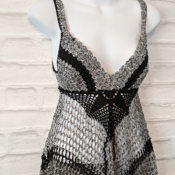 Crochet Top - Picture 4 of 7